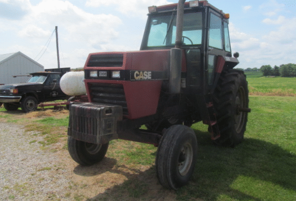 CASE 2290 CAB TRACTOR 2WD - Image 5