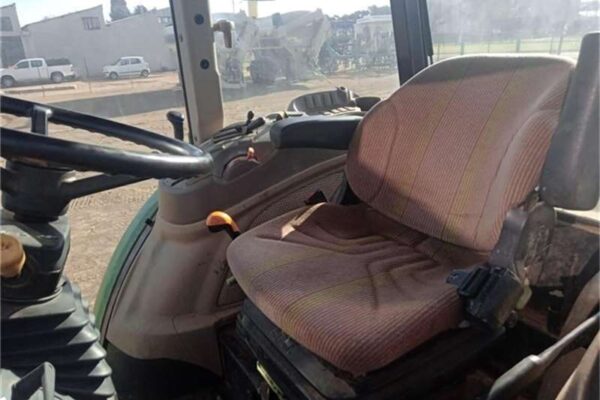 JOHN DEERE 6100D 4WD - Image 6