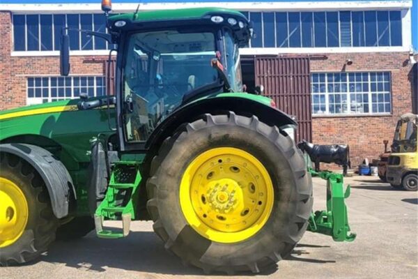 John Deere 8370R Tractor - Image 3