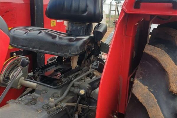 Massey Ferguson 268 4WD - Image 5