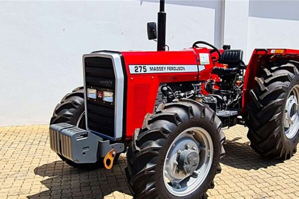 Massey Ferguson 275 4WD Tractor - Image 2
