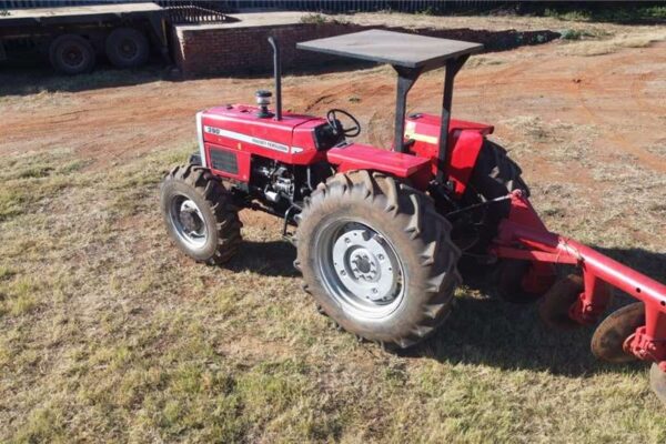 Massey Ferguson 390 4WD - Image 8