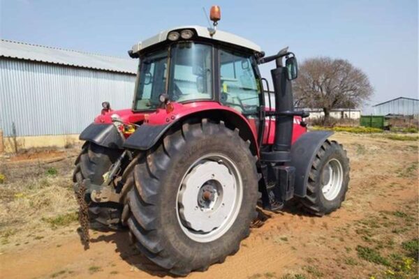Massey Ferguson 7618 4WD  Tractor - 2018 Model - Image 4