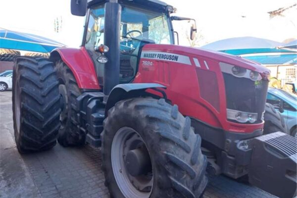 Massey Ferguson 7624 4WD  Tractor - Image 7