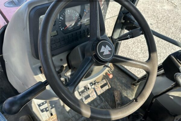 1997 MASSEY FERGUSON 4255  4WD - Image 8