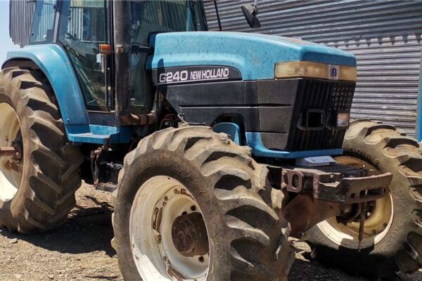 New Holland G240 4WD Tractor - Image 4
